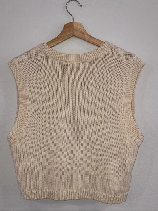 OAK + FORT Cream V-Neck Knit Sweater Vest - Picture 2 of 2